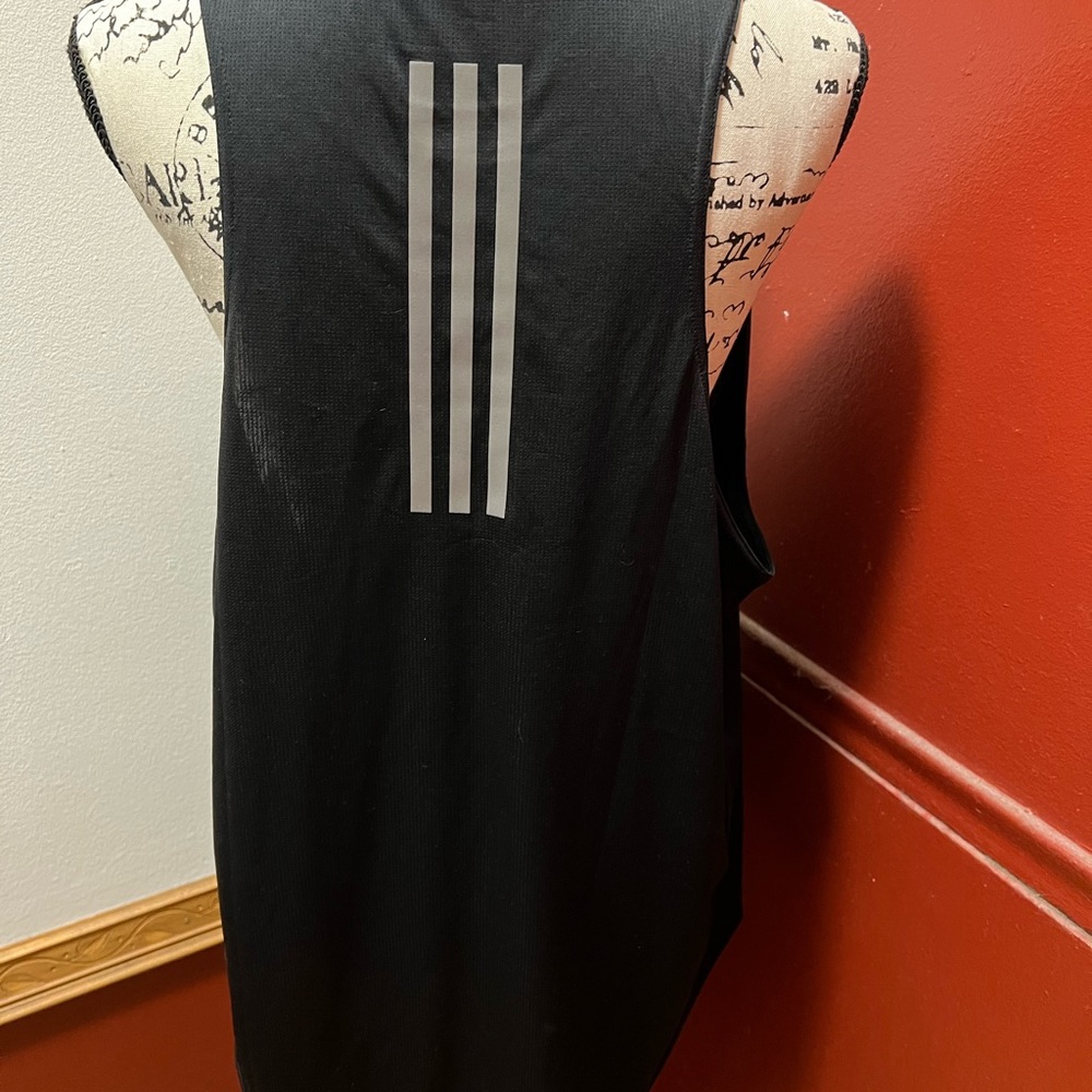 ADIDAS LADIES XL TANK TOP SHIRT